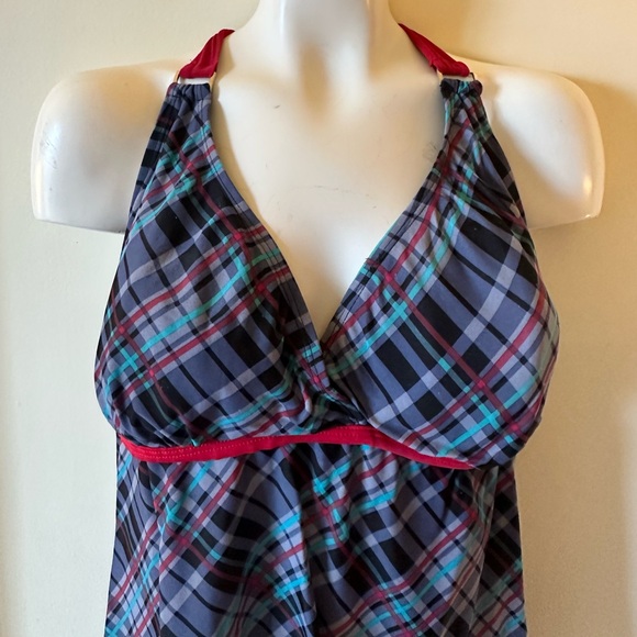 Torrid Vintage Black & Red Plaid Halter Style Bathing / Swim Suit Tankini Top. - Picture 2 of 8